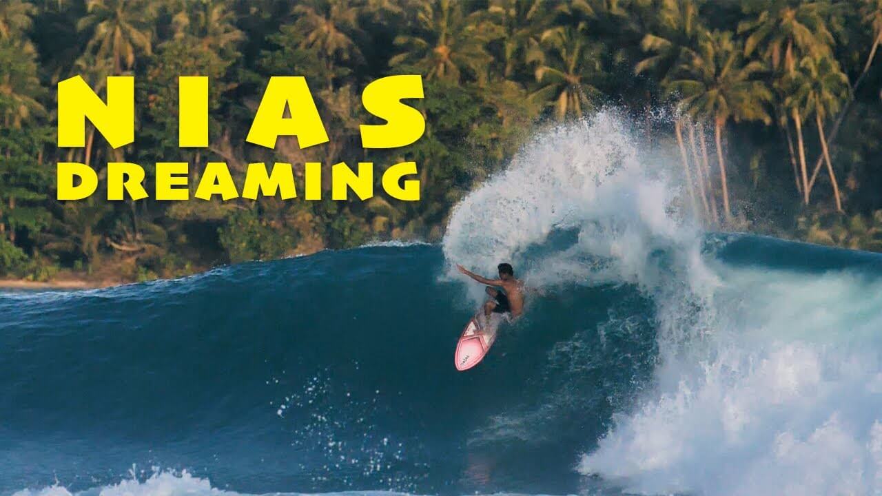 nias-perfect-righ-surf-margruesa-indonesia-bronson